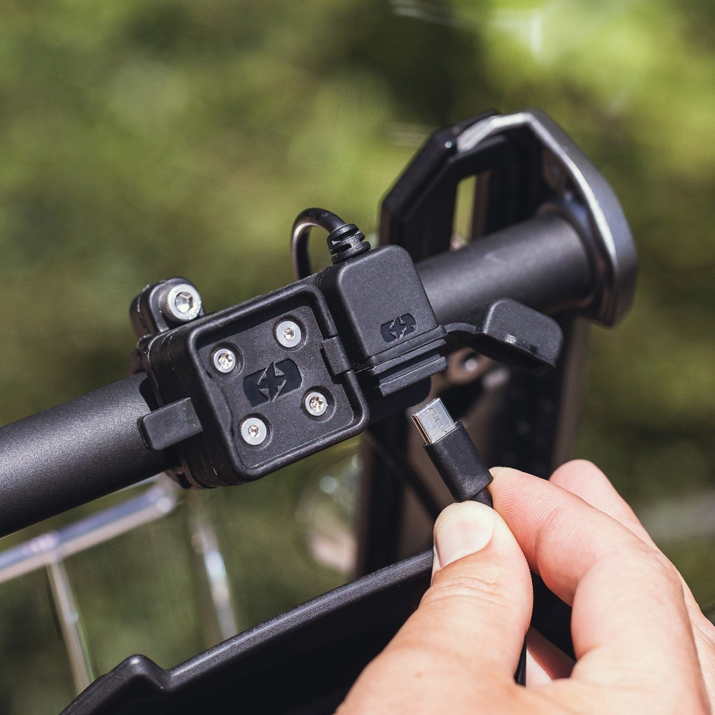 Oxford CLIQR USB C Motorcycle Handlebar Mount