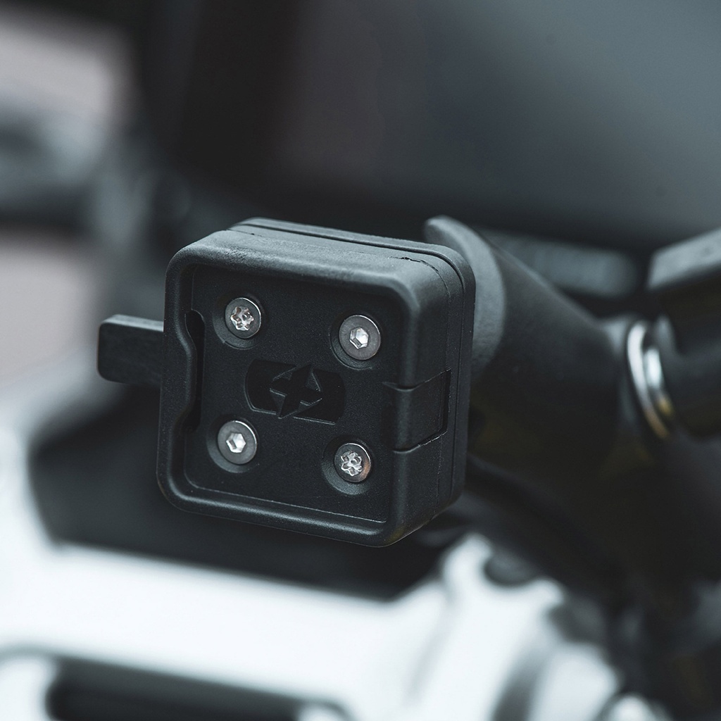 Oxford CLIQR 1 Inch Ball Mount System