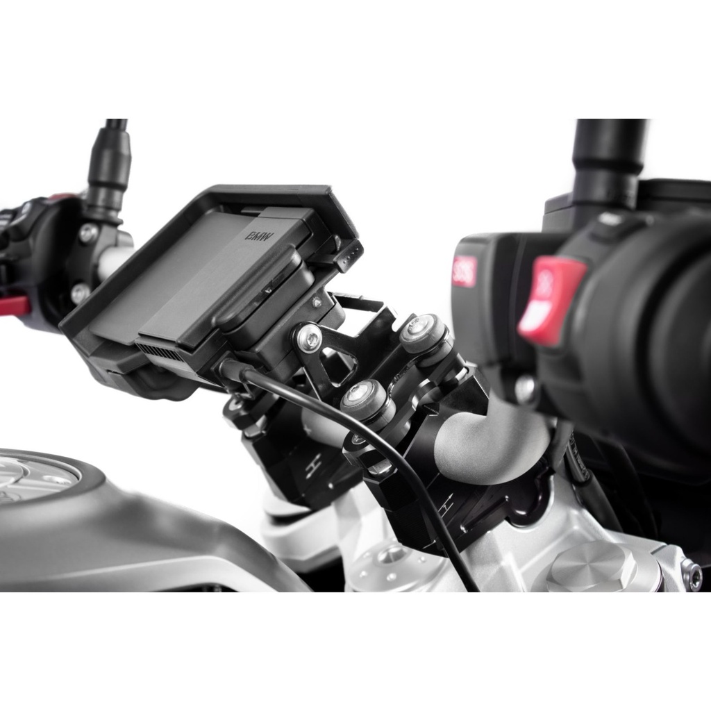 Gilles BMW Sat Nav Holder Adaptor