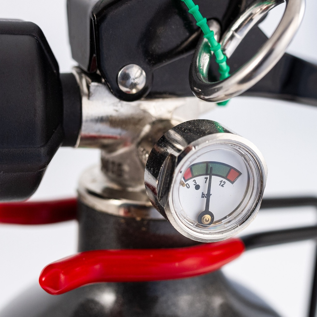 Lifeline Zero 360 3Kg Hand Held Fire Extinguisher