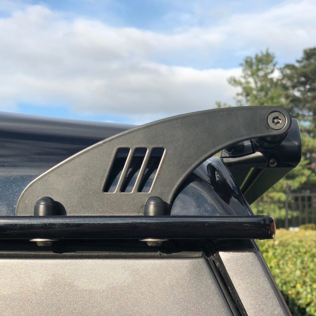 Lazer Lamps Light Bar Roof Mounting Kit