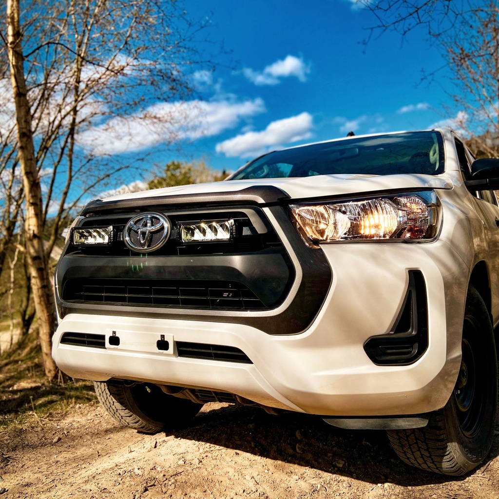 Lazer Lamps Grille Integration Kit With Gen 2 Triple-R 750 Lamps With Beacon