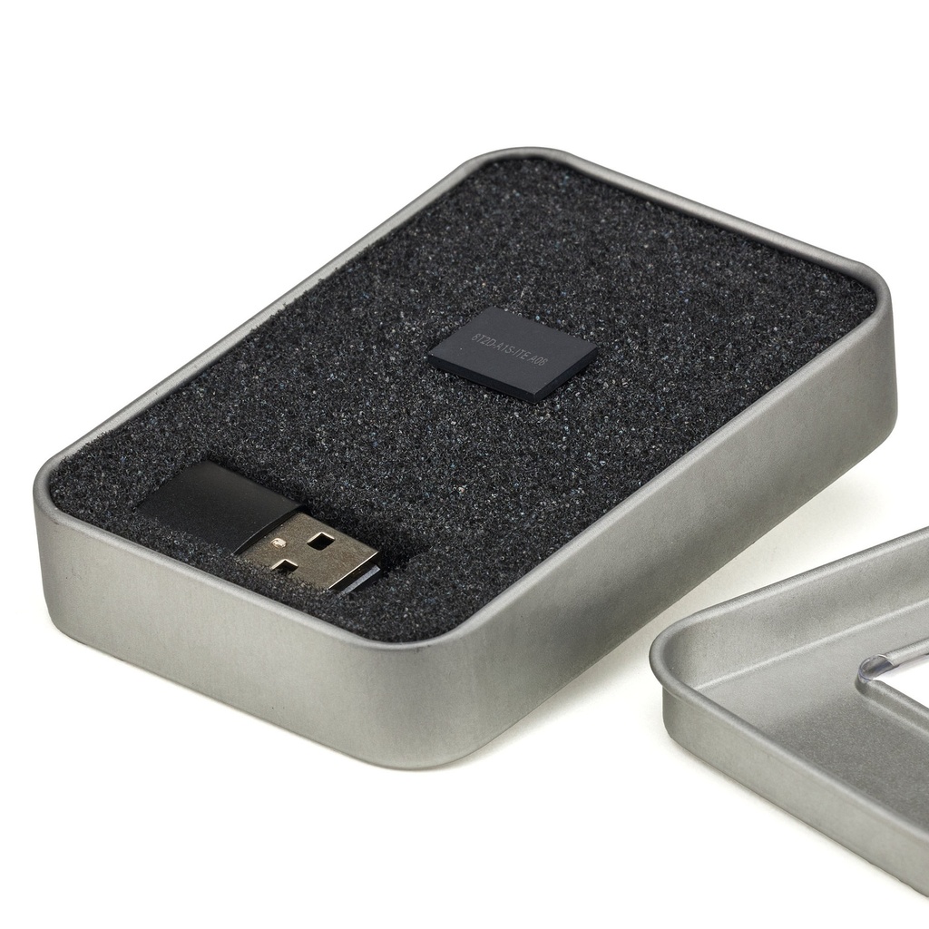 AIM 16Gb Mini USB Drive For MyChron6/6 2T, ECULog & XLog