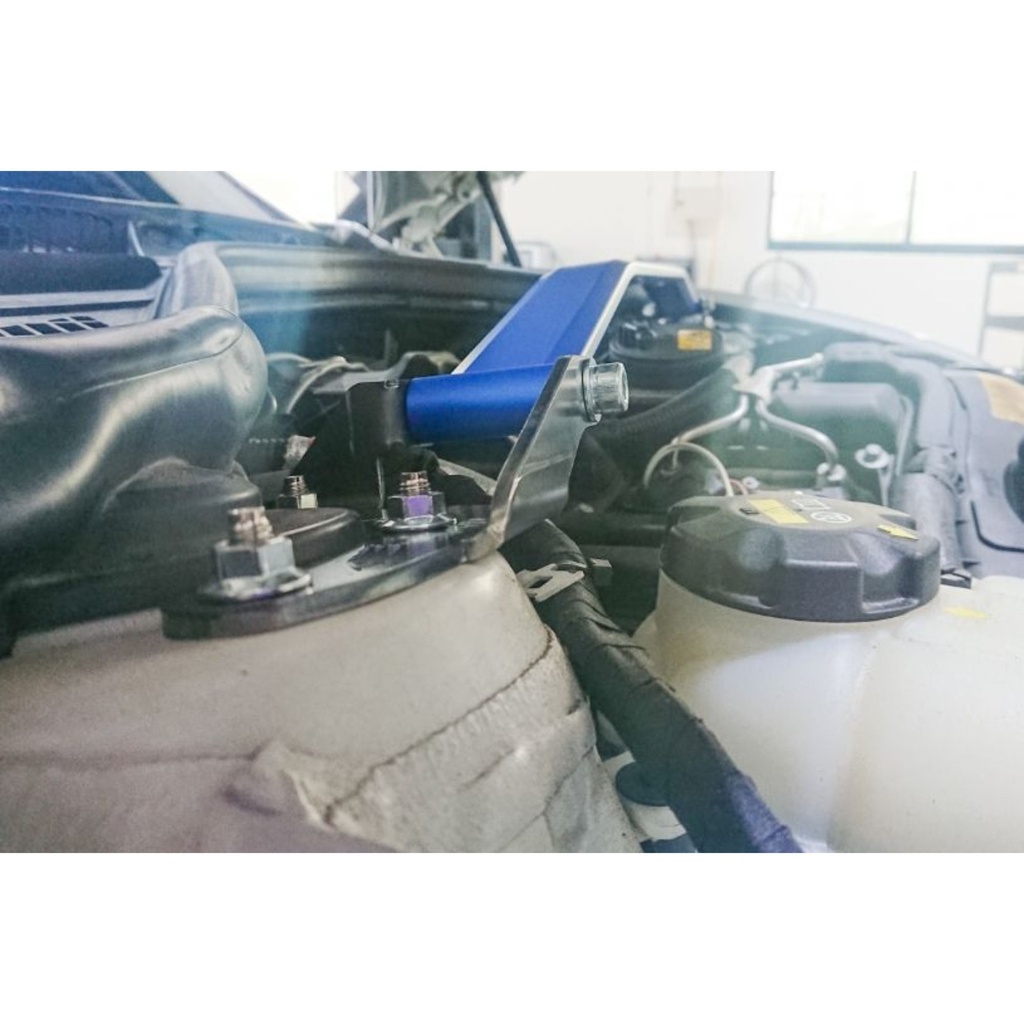 Hardrace Front Strut Brace