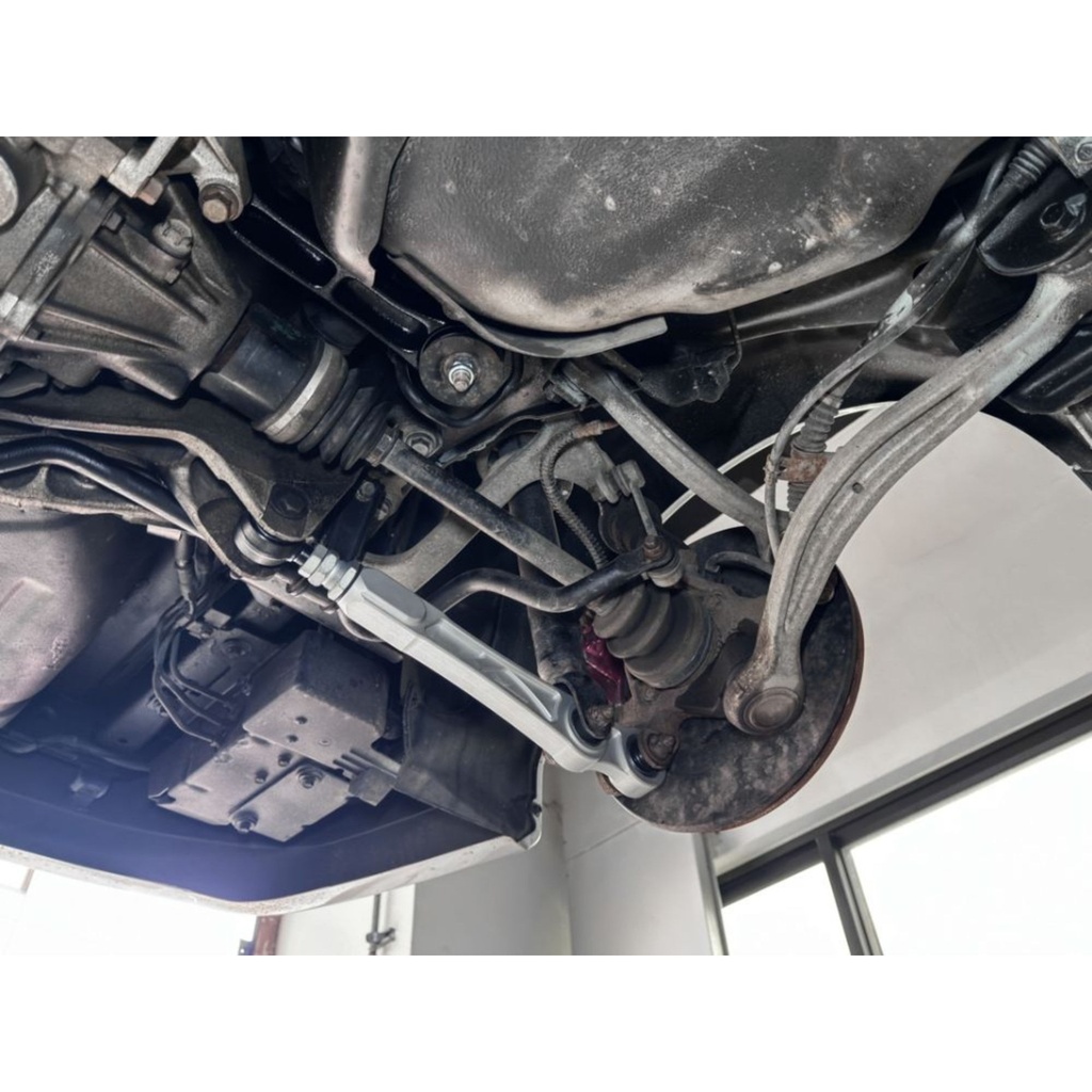 Hardrace Rear Lower Camber Kit